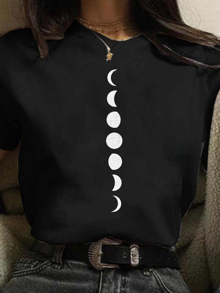 Camiseta Feminina Com Lua - Frete Grátis - Oron Store