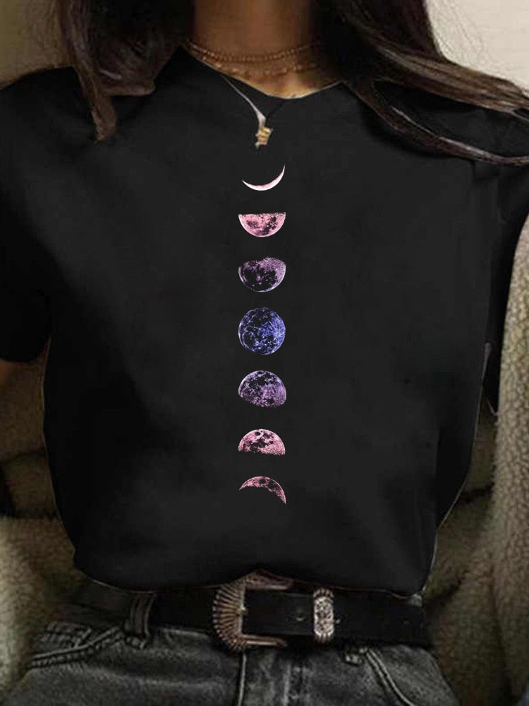 Camiseta Feminina Com Lua - Frete Grátis - Oron Store